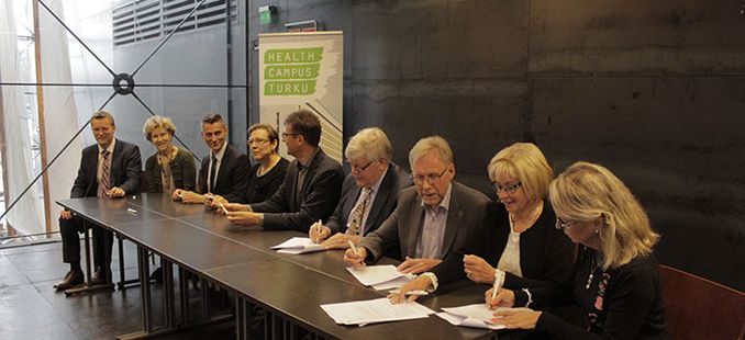 Terveyskampus Turku sopimuksen allekirjoitus 27.9.2017