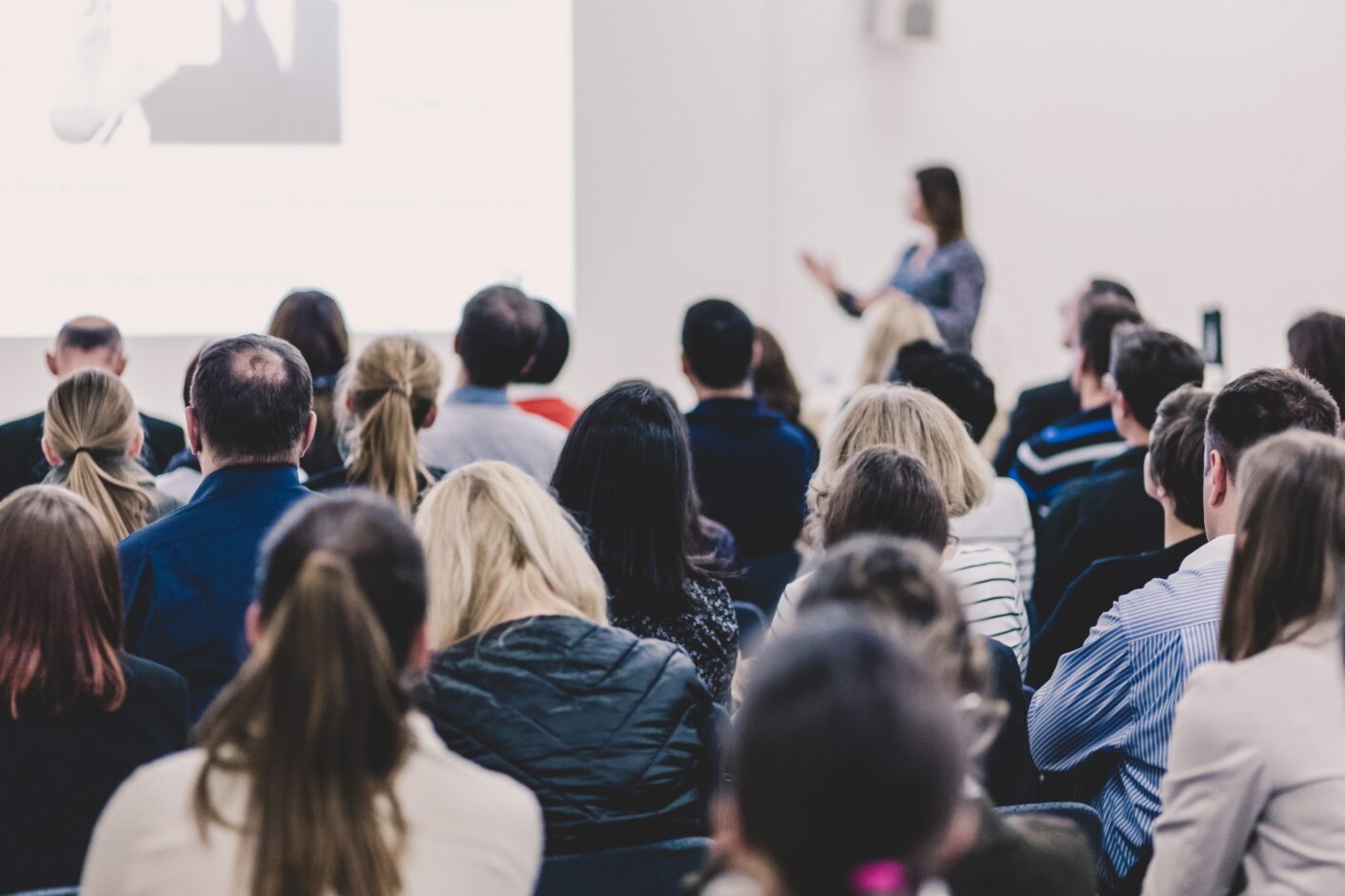 People following a seminar presentation